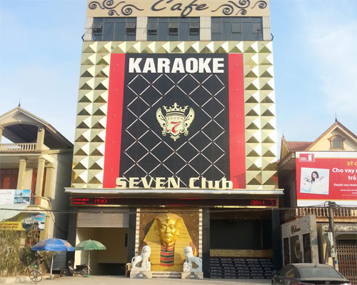 Biển quảng cáo karaoke