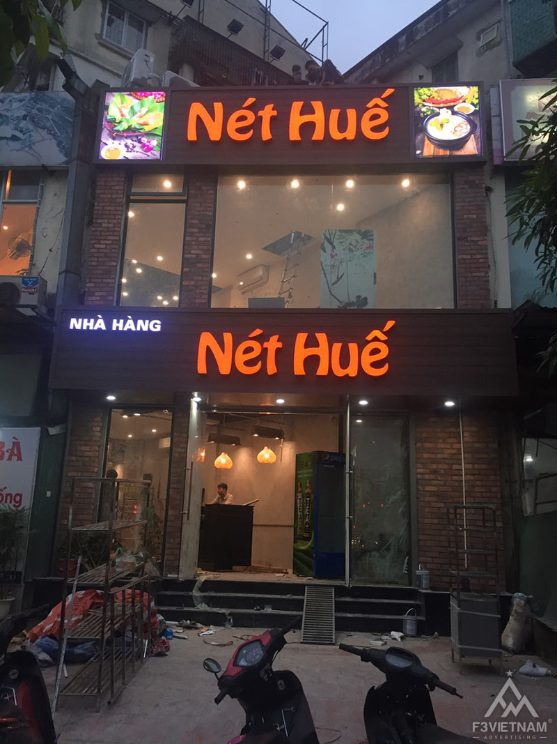 Biển quảng cáo nhà hàng Nét Huế