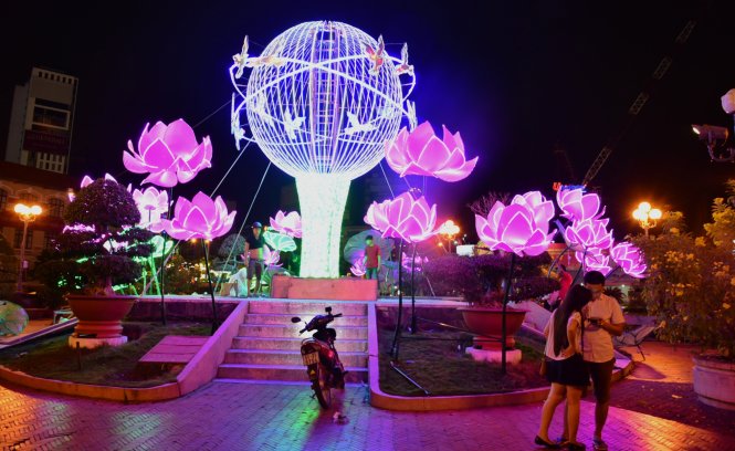 trang trí bằng đèn led