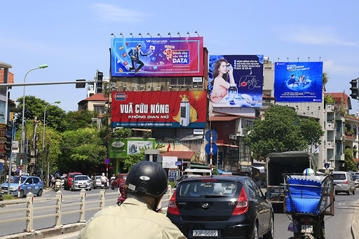 Làm biển quảng cáo ngoài trời đẹp giá rẻ tại Hà Nội