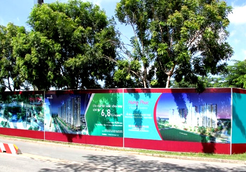 Quảng cáo hàng rào công trình tại Hà Nội