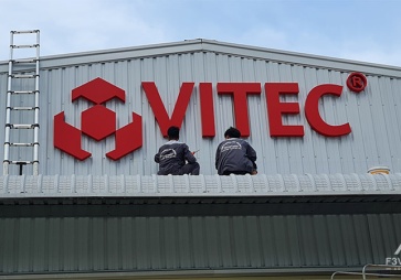 Thi công bộ chữ nhà máy VITEC Hòa Bình