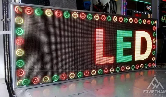 Làm biển quảng cáo Led ma trận 3 màu tại Hà Nội
