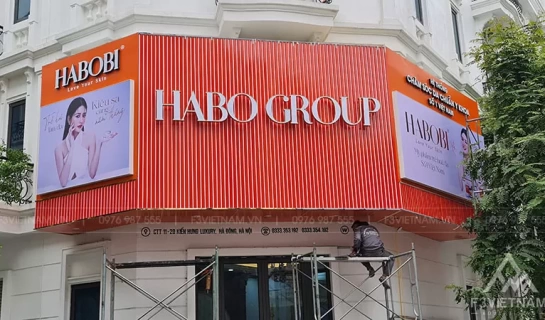 Báo giá ốp nền biển lam gỗ nhựa