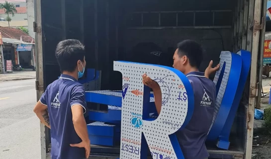 Báo giá làm chữ nổi Alu