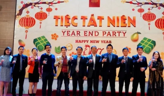 Top 30+ mẫu backdrop sự kiện cuối năm đẹp, ấn tượng nhất